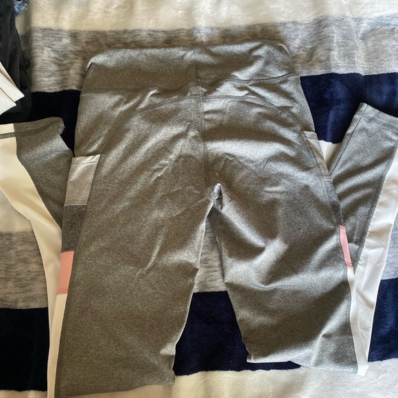 Aeropostale multi colored leggings size M.